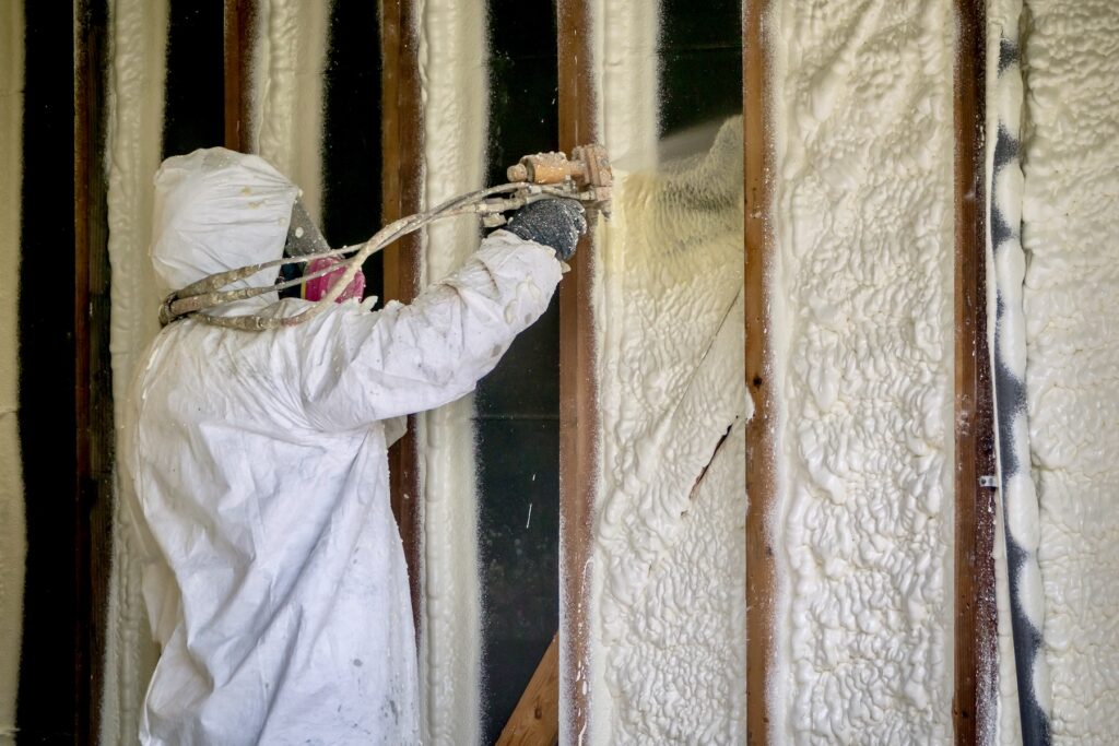 Installing Home Closed Cell Spray Foam Insulation
